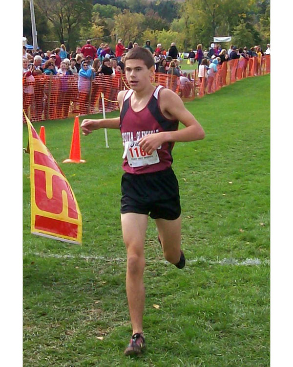 Image of the Brian Dodge Boys JV race winner Dennis Pollicino from Scotia-Glenville