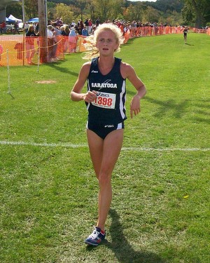 Image of the John Convertino Girls Varsity race winner Keelin Hollowood from Saratoga Springs