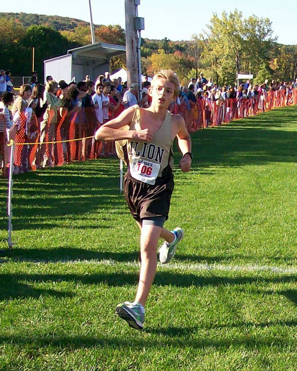Image of the Mello Testa Boys Modified race winner Nicholas Bandel from Ilion