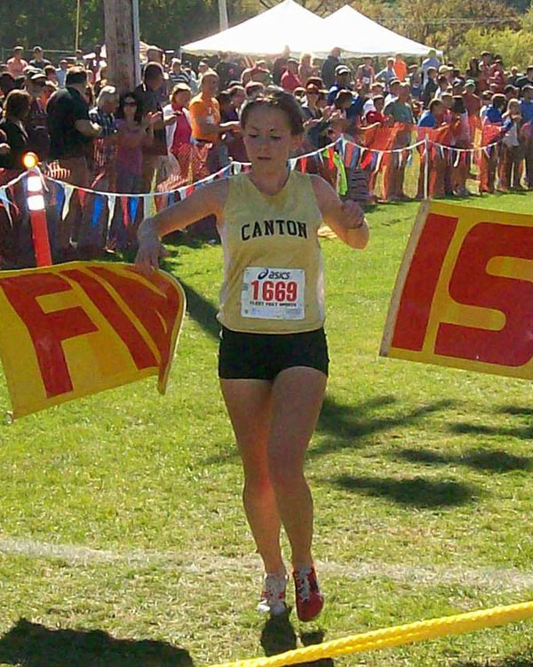 Image of the John Convertino Girls Varsity race winner Laura Pierce from Canton