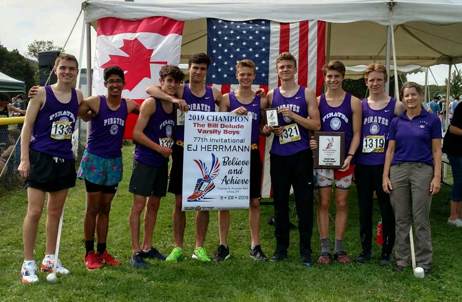 Image of the Bill DeLude Boys Varsity winning team Thousand Islands, Brockville, ON