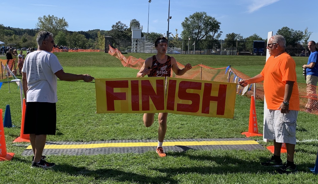 Image of the Brian Dodge Boys JV race winner Hayden McMonagle from Rome Free Academy