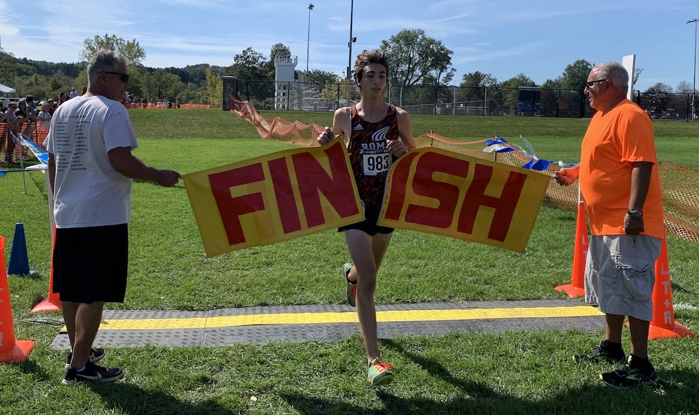 Image of the Santo Paniccia Boys Varsity race winner Carson Campbell from Rome Free Academy