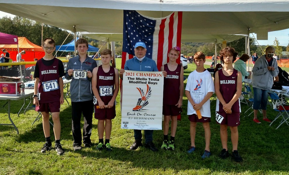 Image of the Mello Testa Boys Modified winning team Delhi, presented by Mr. Mello Testa